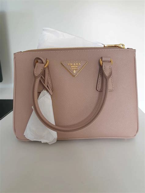 geanta prada originala